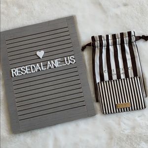 Henri Bendel flat card case